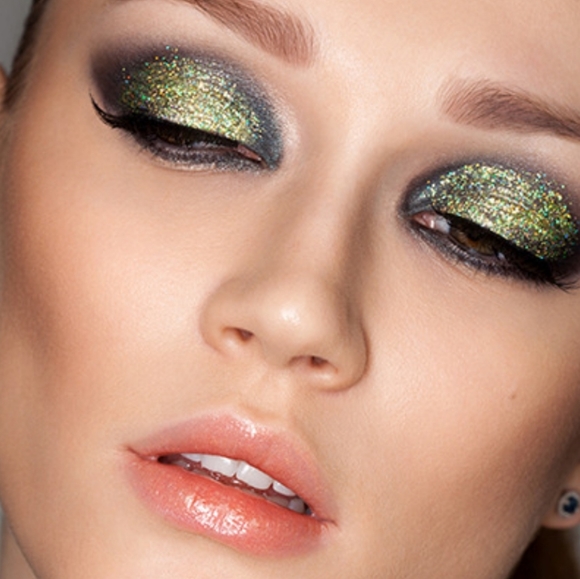 🌟🧚♀️3D BRASS GOLD MAC Cosmetics DISCONTINUED Glitter NWT - Picture 2 of 10